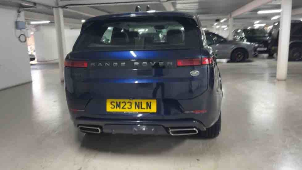 More views of Land Rover Range Rover Sport