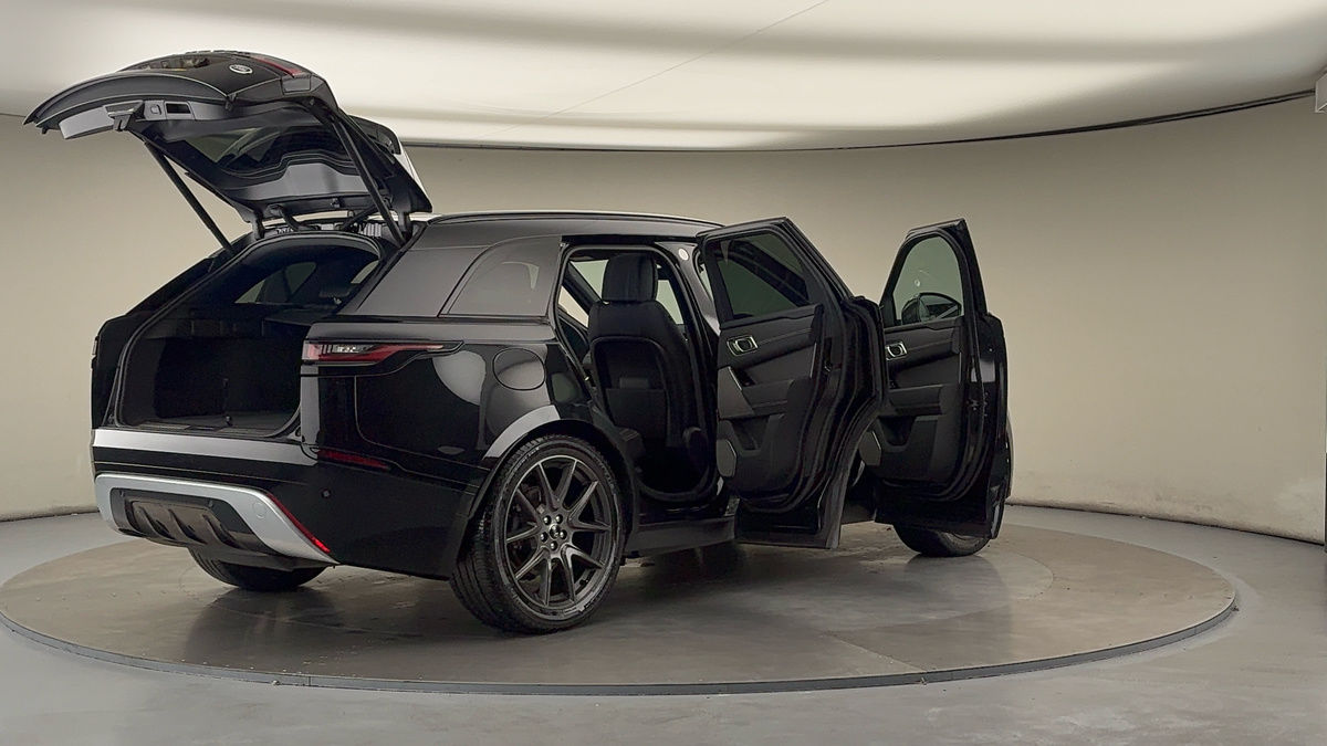 More views of Land Rover Range Rover Velar