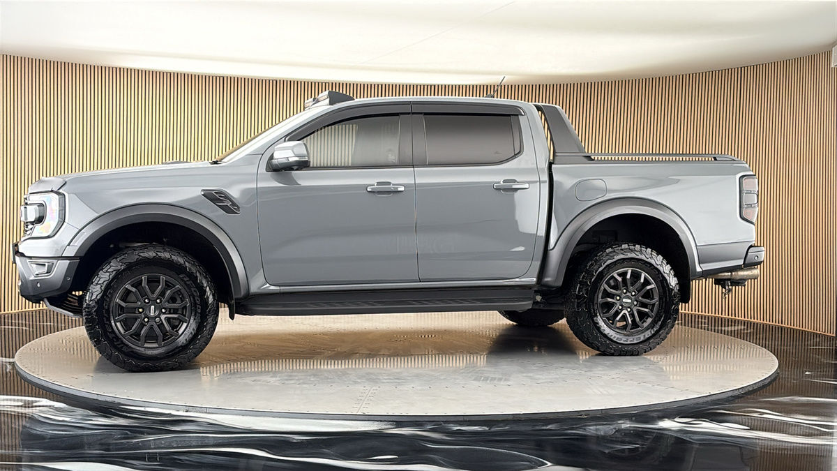 More views of Ford Ranger