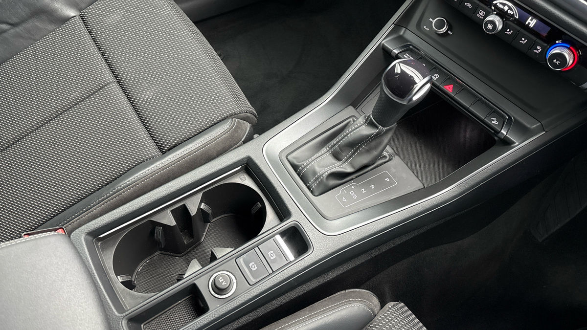 More views of Audi Q3