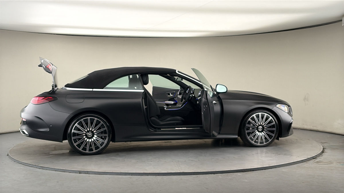 More views of Mercedes-Benz CLE