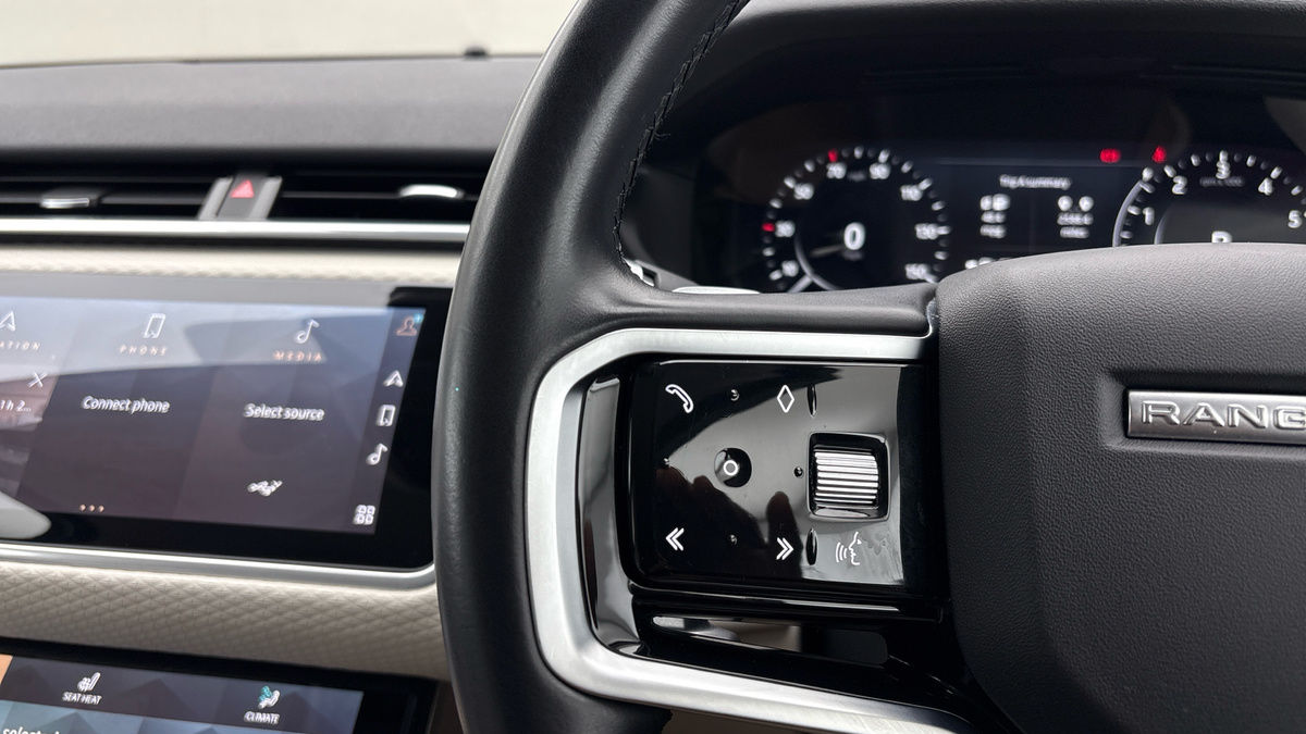 Land Rover Range Rover Velar Image 13