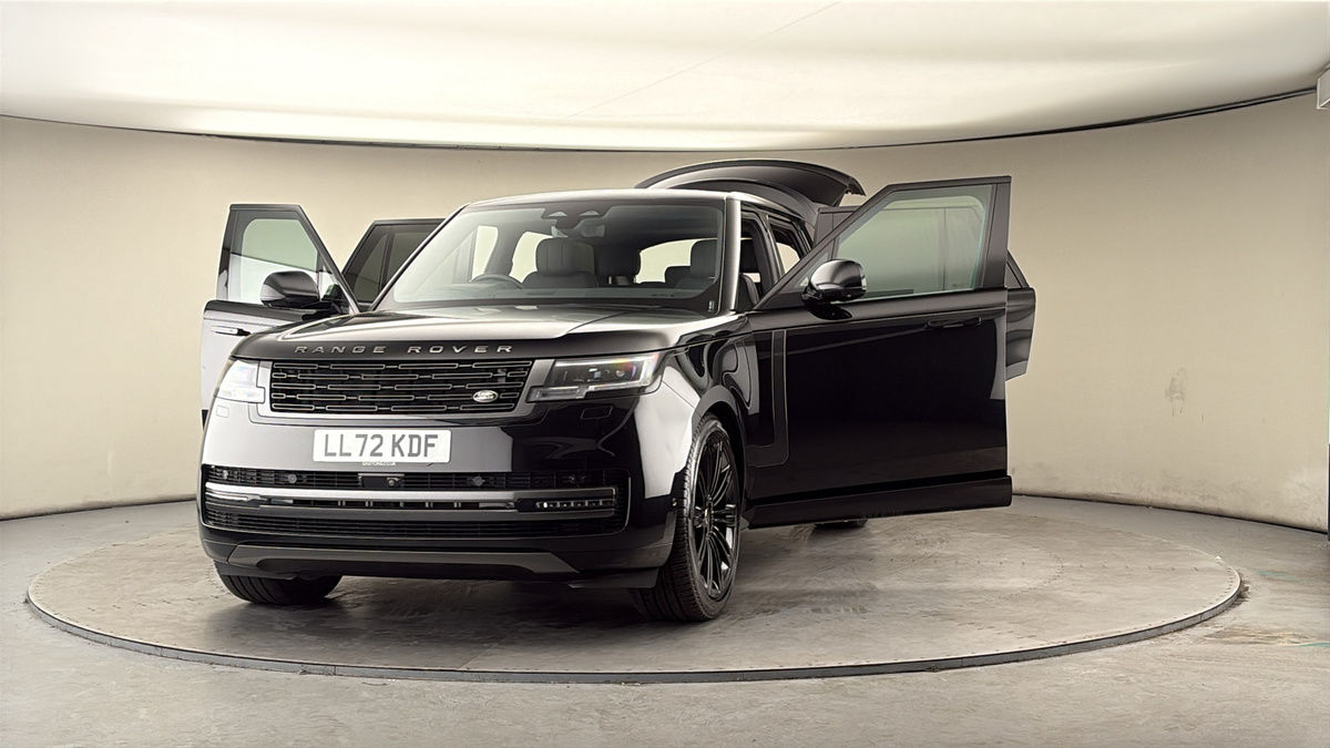 More views of Land Rover Range Rover
