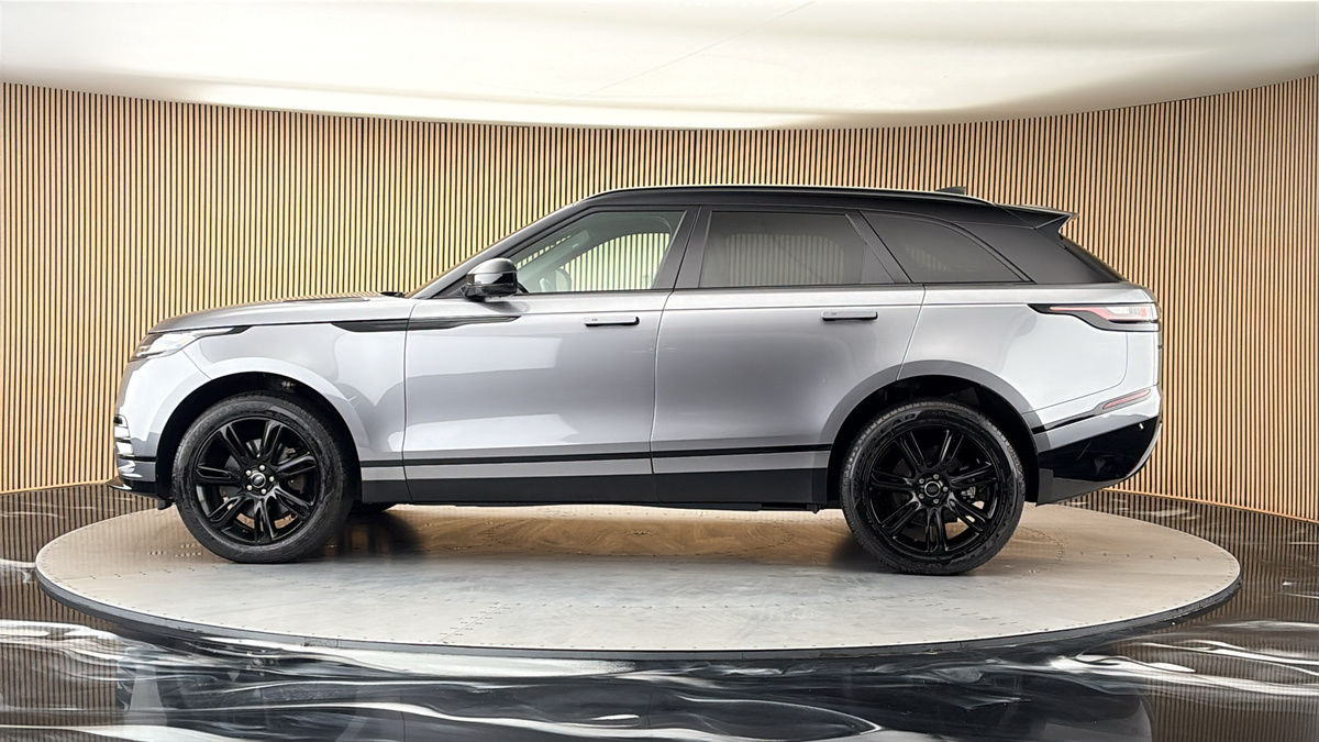 More views of Land Rover Range Rover Velar