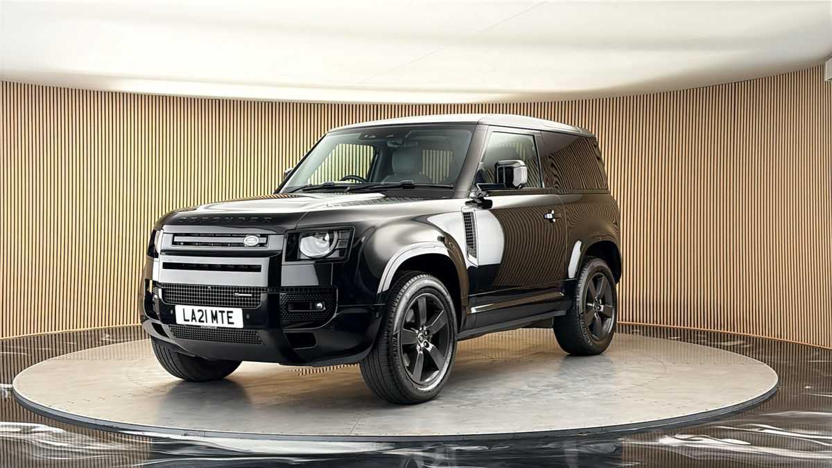 More views of Land Rover Defender 90