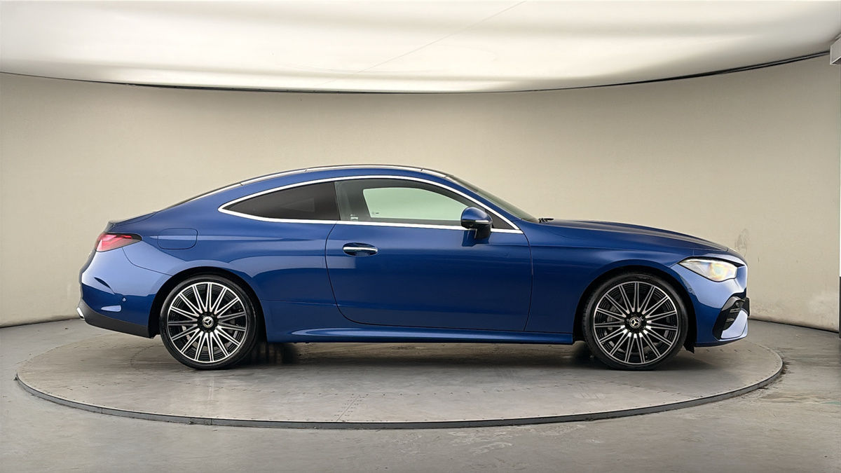 More views of Mercedes-Benz CLE