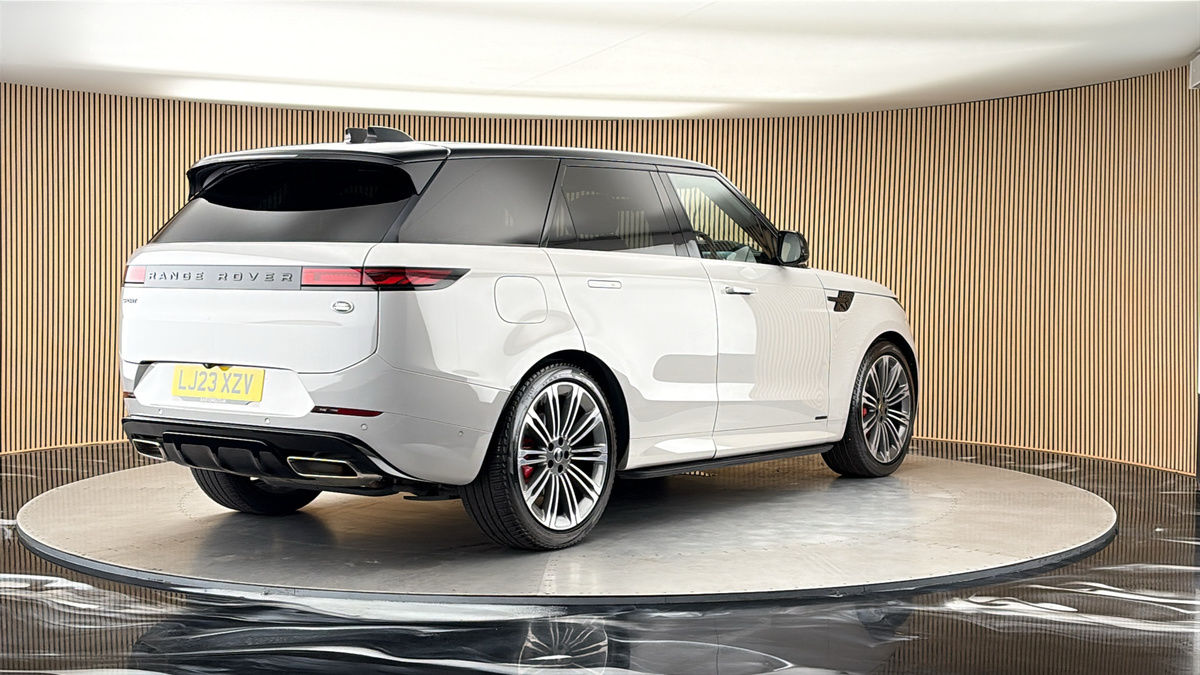 More views of Land Rover Range Rover Sport
