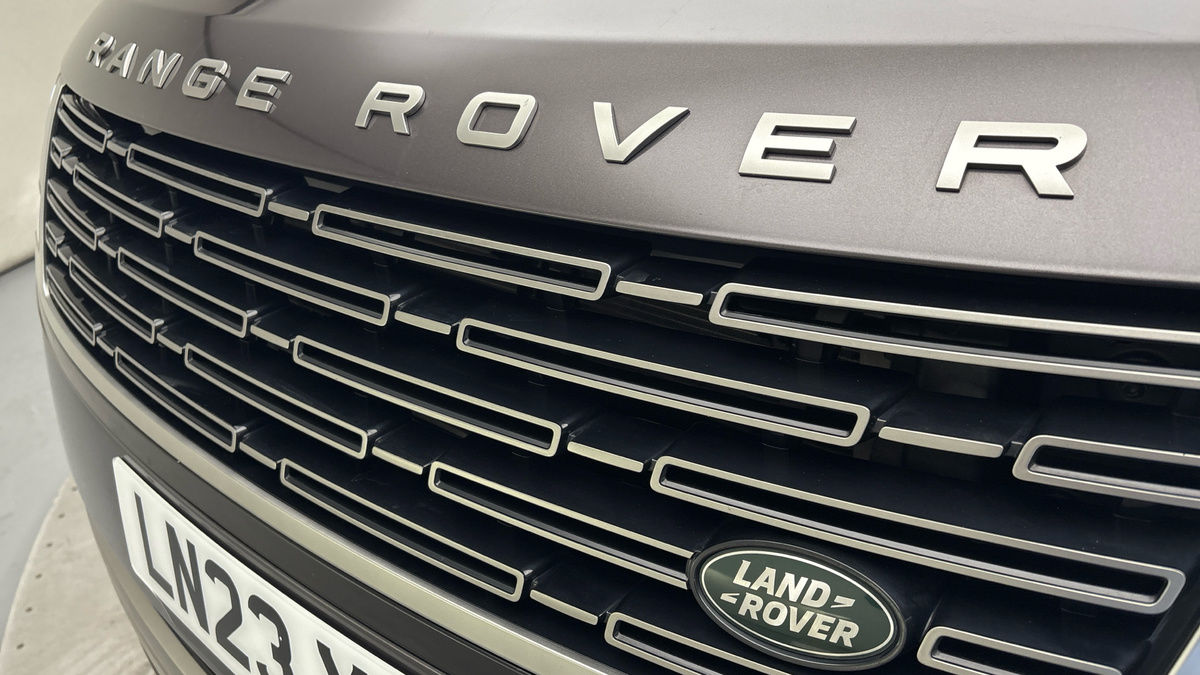 Land Rover Range Rover Image 24