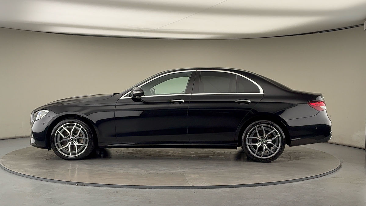 Mercedes-Benz E Class Image 15