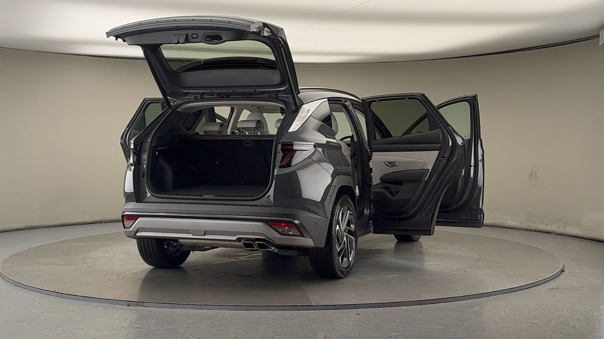 More views of Hyundai TUCSONix35