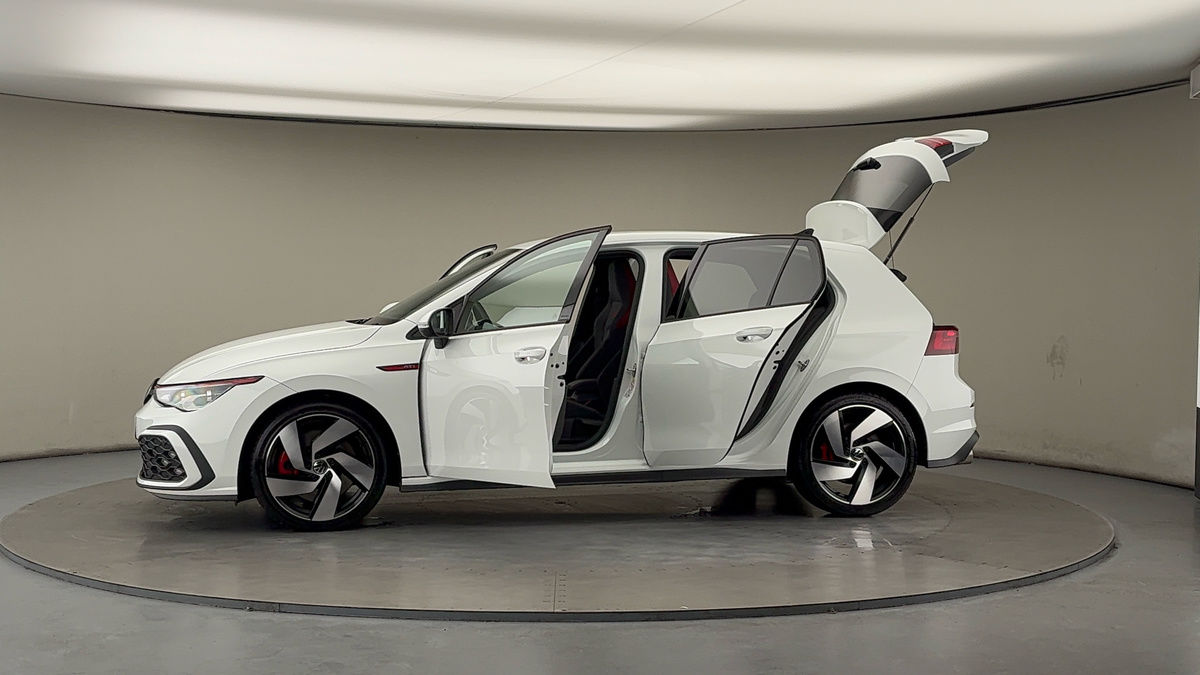 More views of Volkswagen Golf