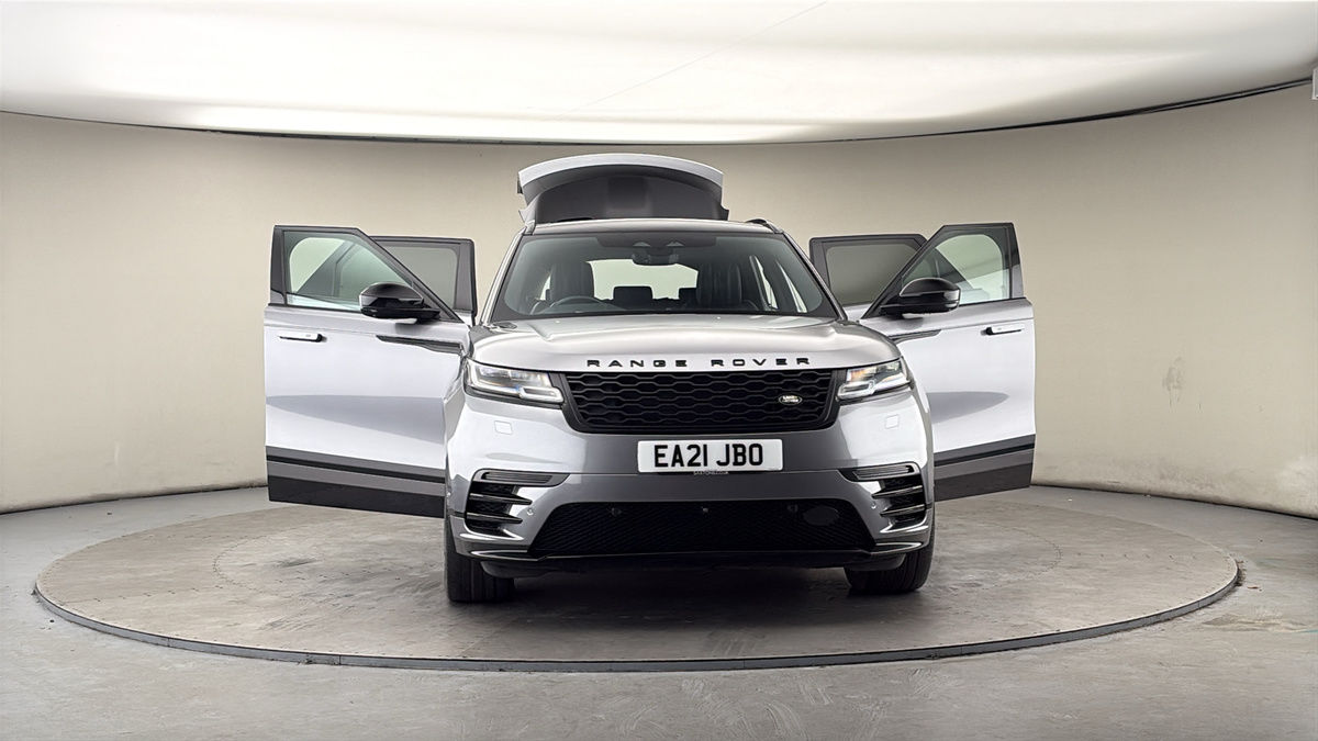 More views of Land Rover Range Rover Velar