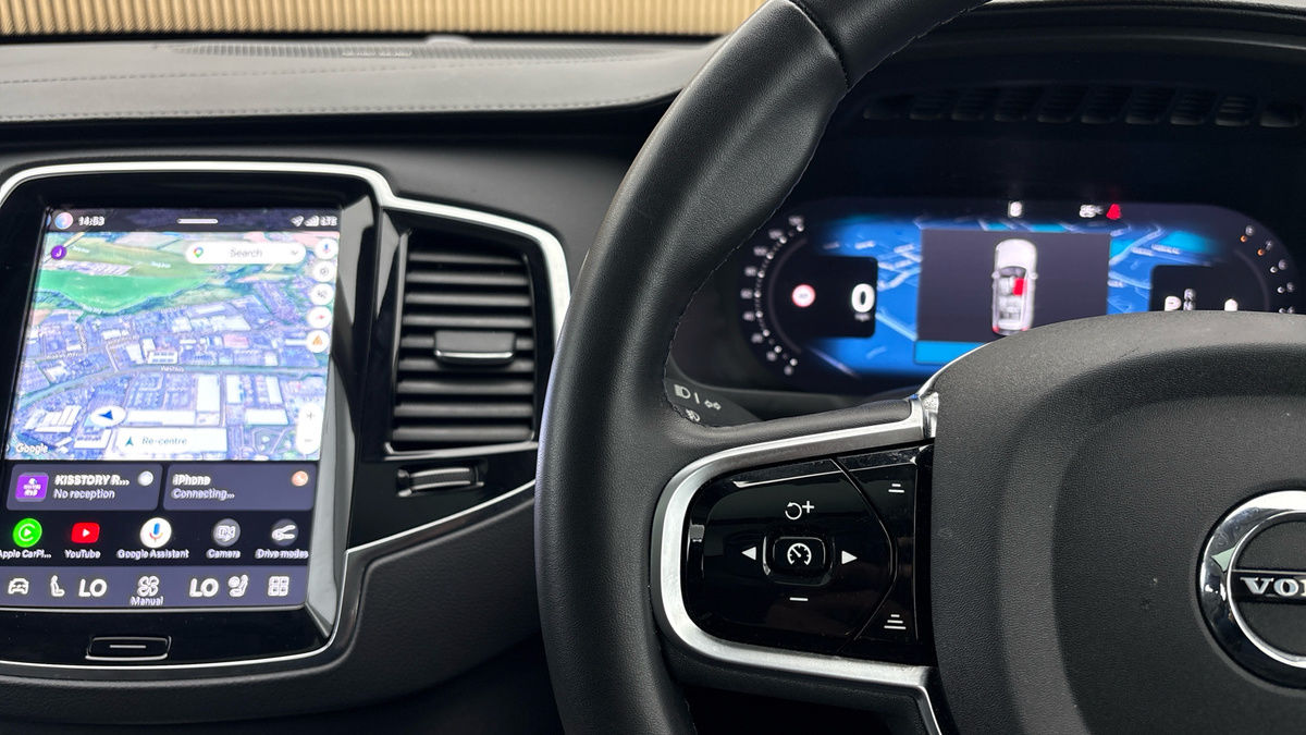 Volvo XC90 Image 13
