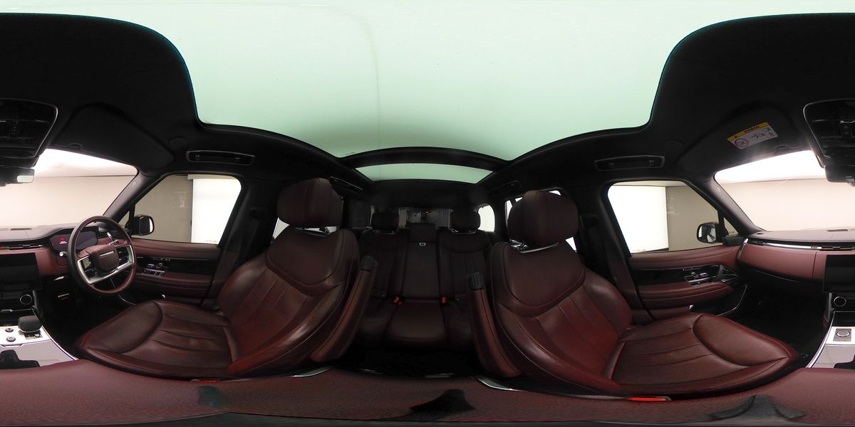 More views of Land Rover Range Rover
