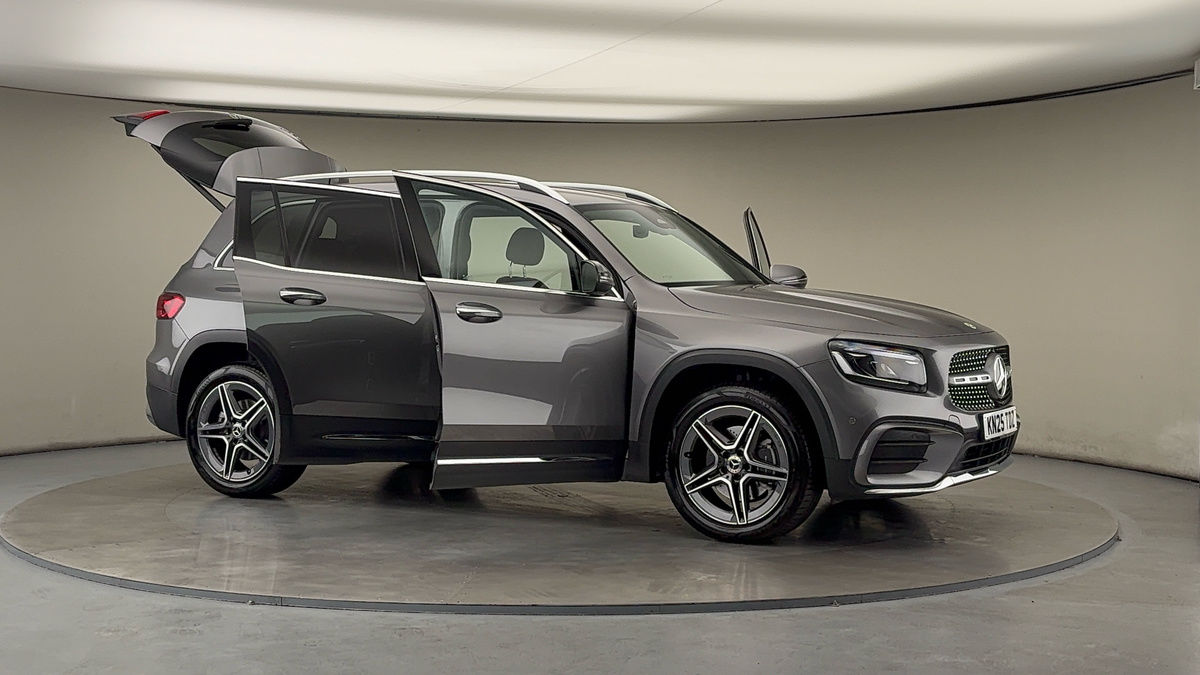 More views of Mercedes-Benz GLB