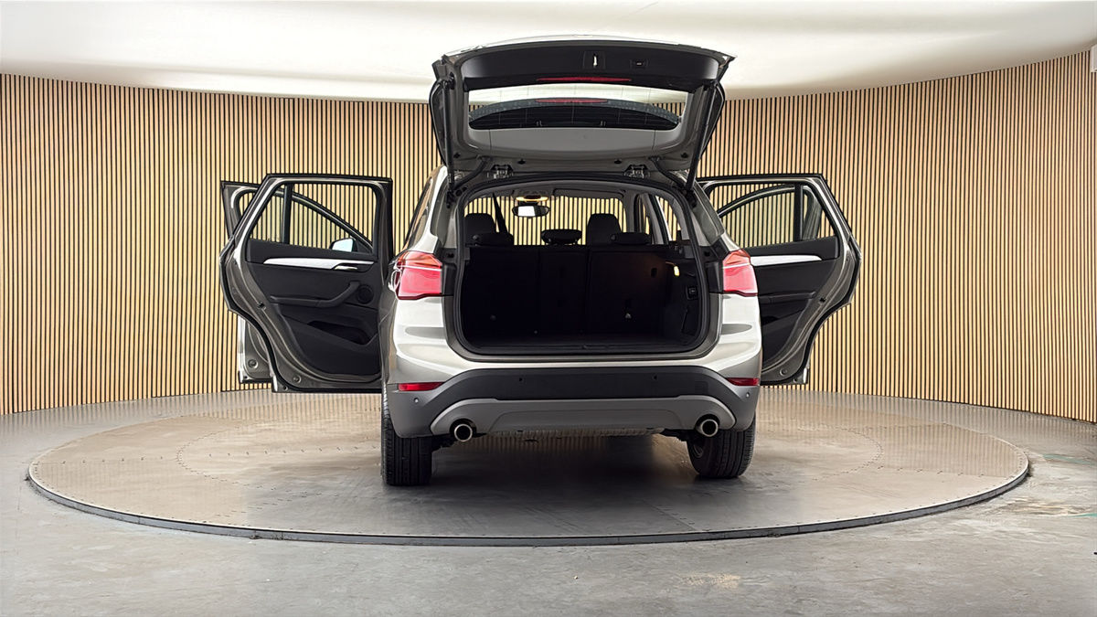 More views of BMW X1