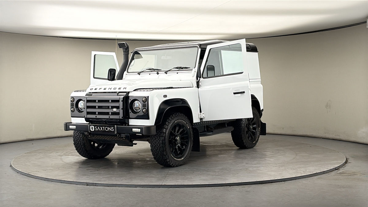 More views of Land Rover Defender 90
