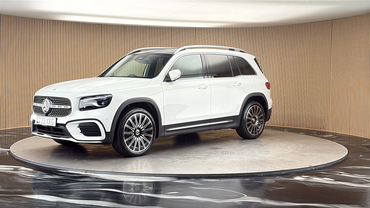 Mercedes-Benz GLB Image 20