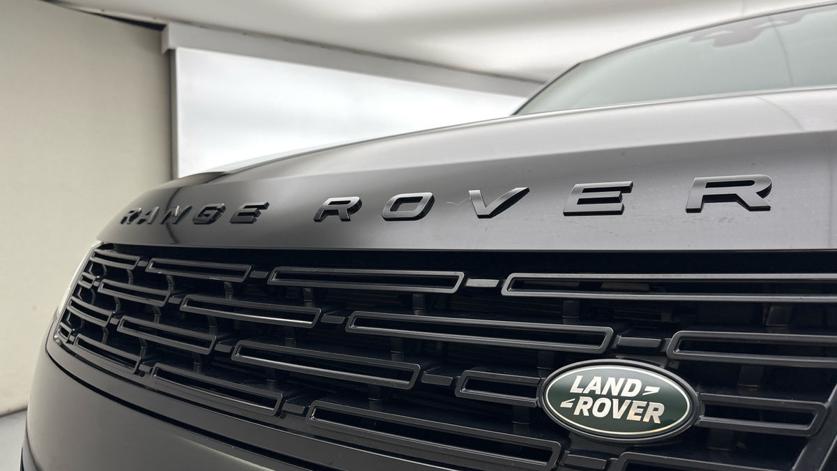 Land Rover Range Rover Sport Image 24
