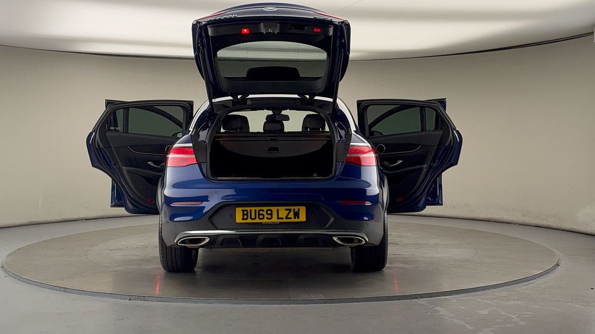 More views of Mercedes-Benz GLC