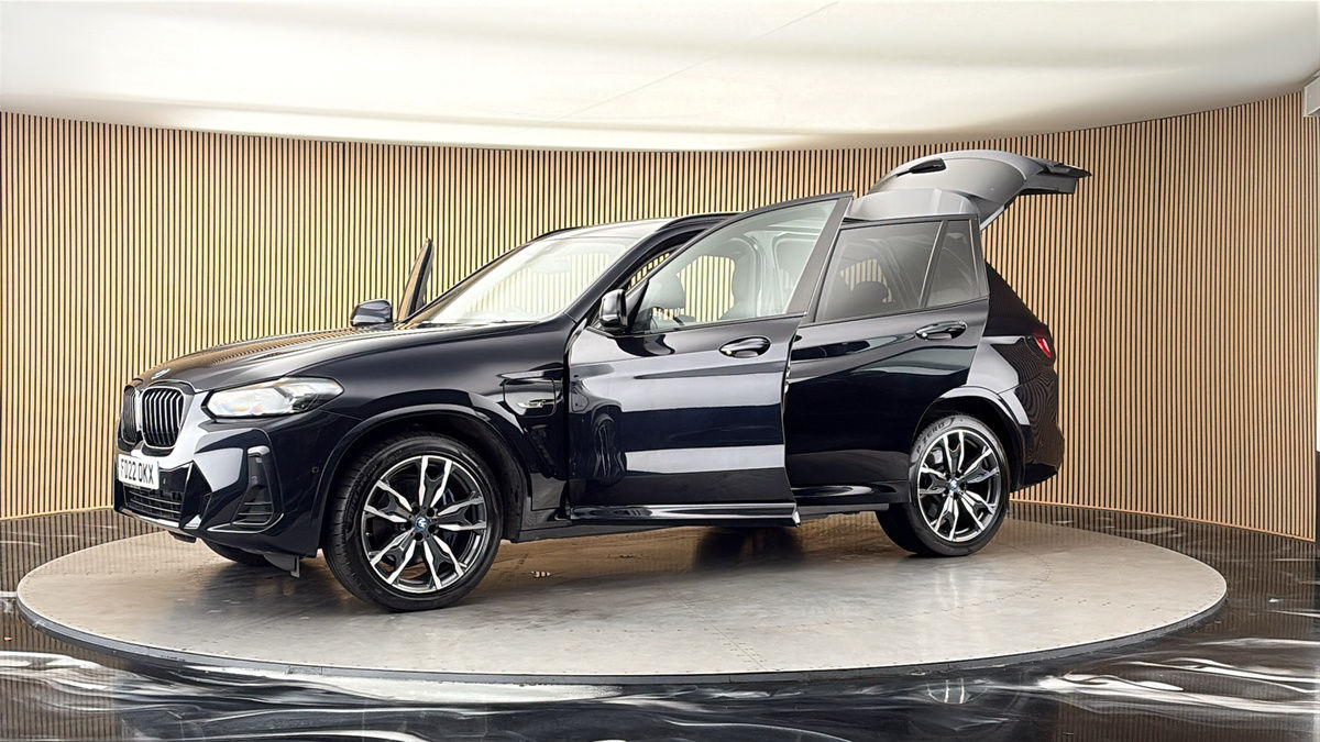 More views of BMW X3