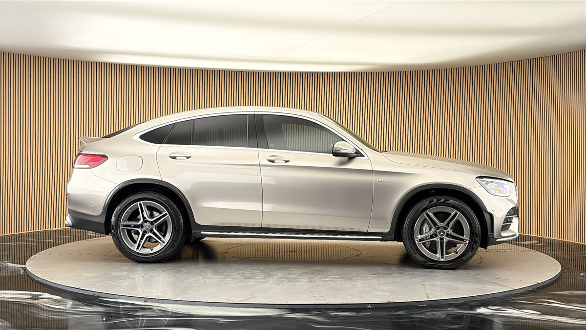 More views of Mercedes-Benz GLC