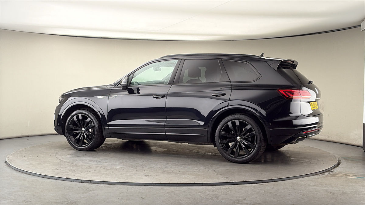 More views of Volkswagen Touareg