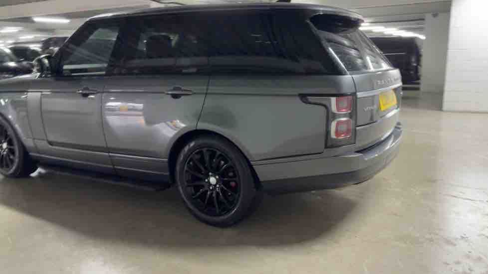 More views of Land Rover Range Rover