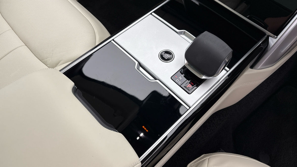 Land Rover Range Rover Image 18