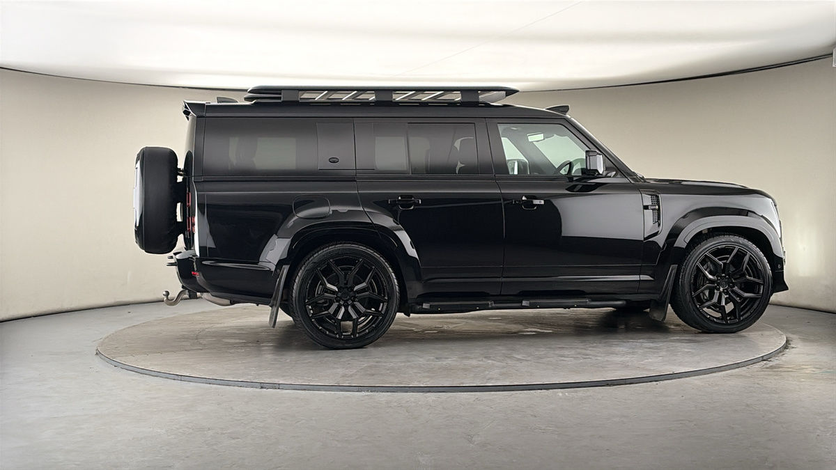 More views of Land Rover Defender 130