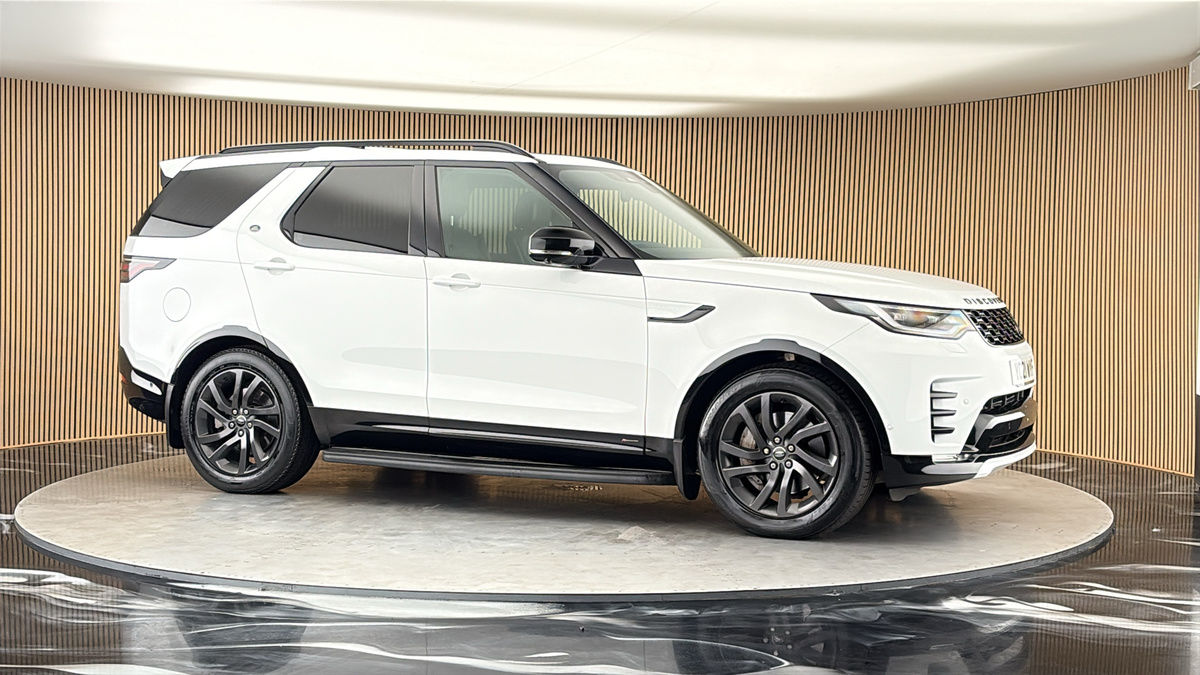 More views of Land Rover Discovery