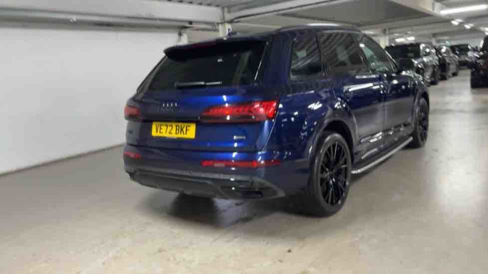 More views of Audi Q7