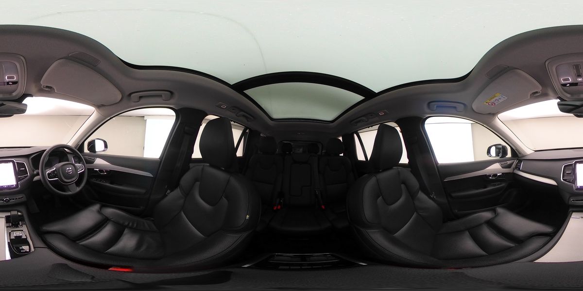 More views of Volvo XC90