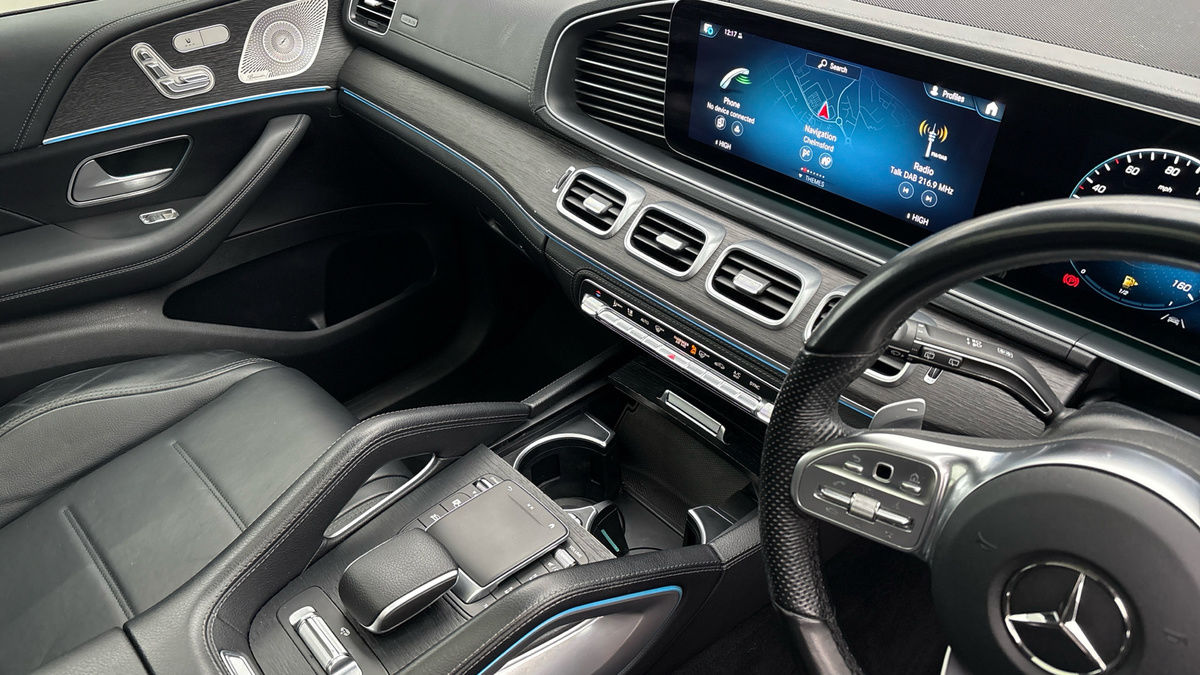 Mercedes-Benz GLE Image 18