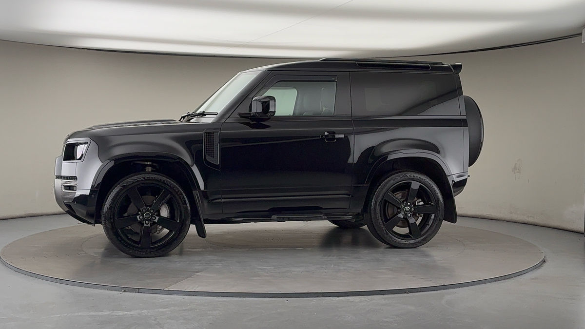 More views of Land Rover Defender 90