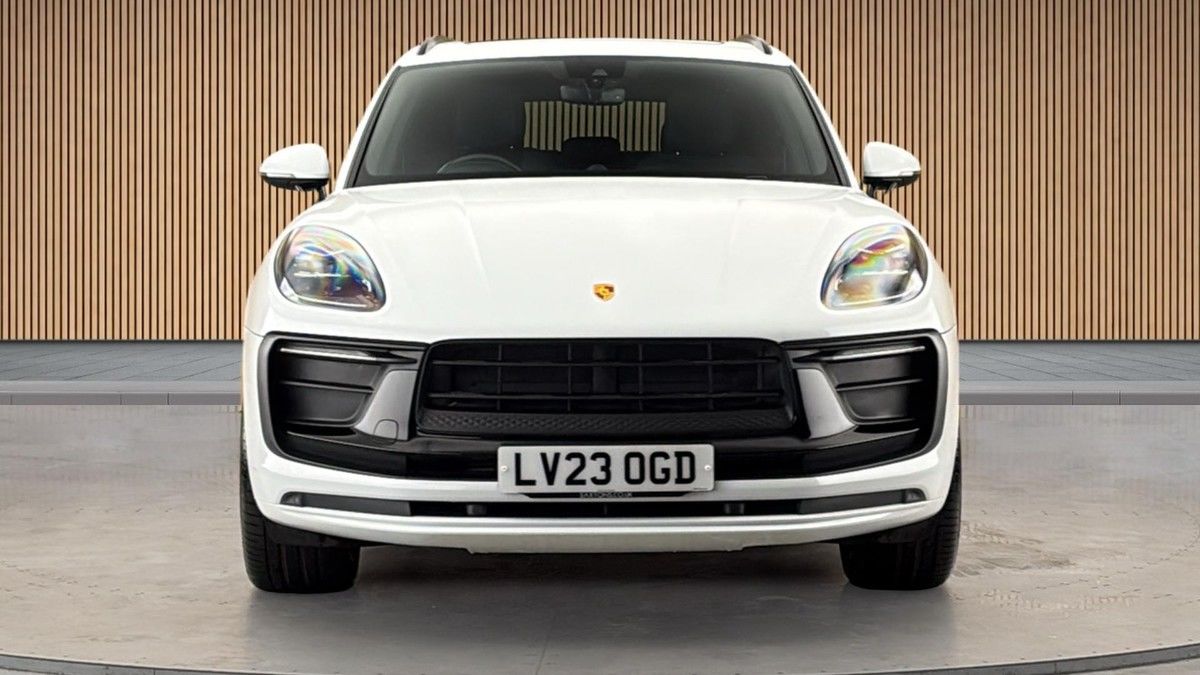 Porsche Macan Image 3