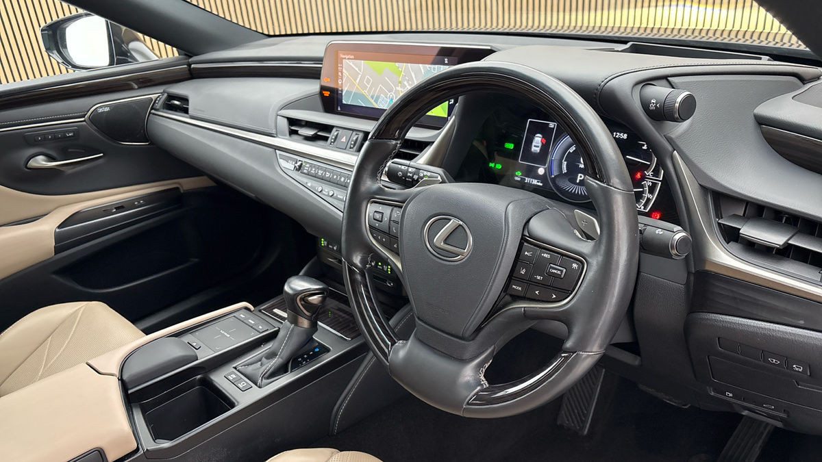 Lexus ES Image 5