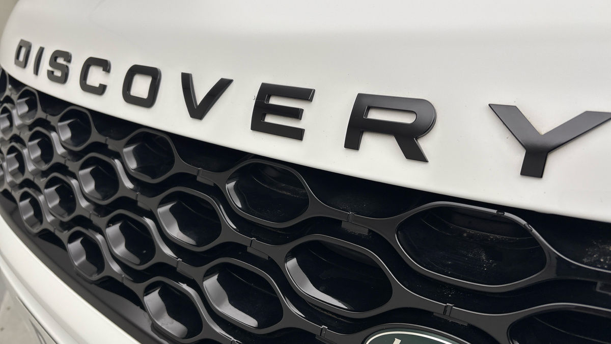 Land Rover Discovery Sport Image 24