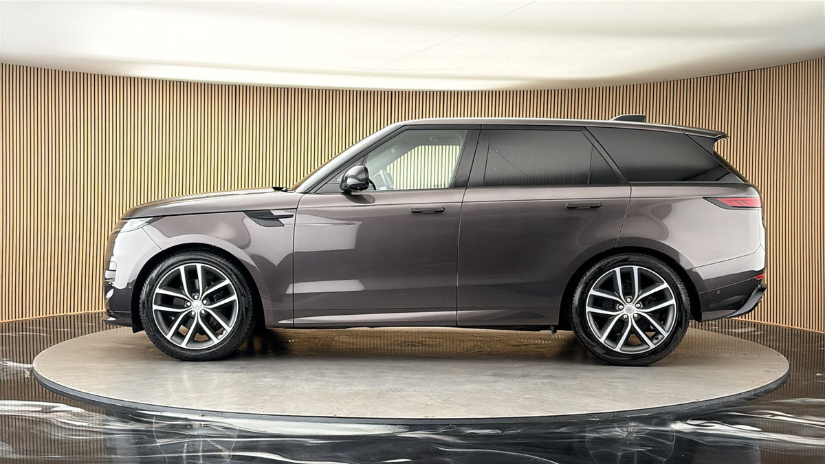 Land Rover Range Rover Sport Image 15
