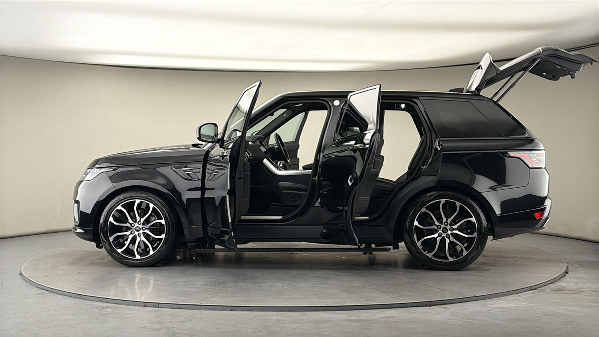 More views of Land Rover Range Rover Sport