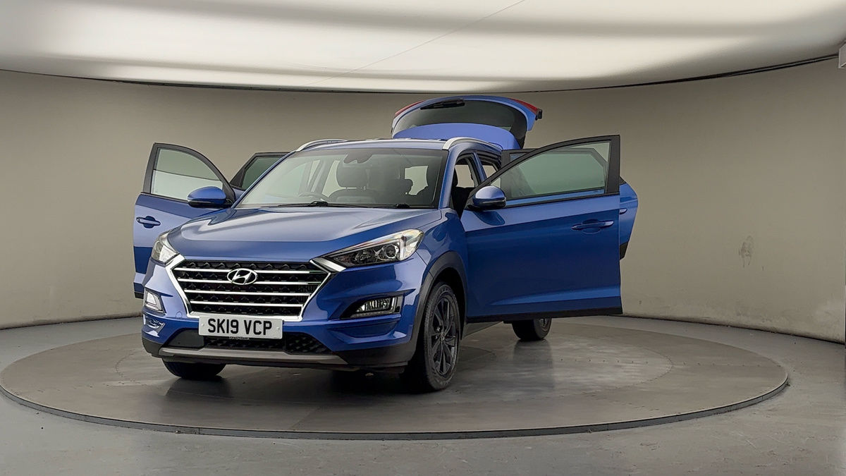 More views of Hyundai TUCSON