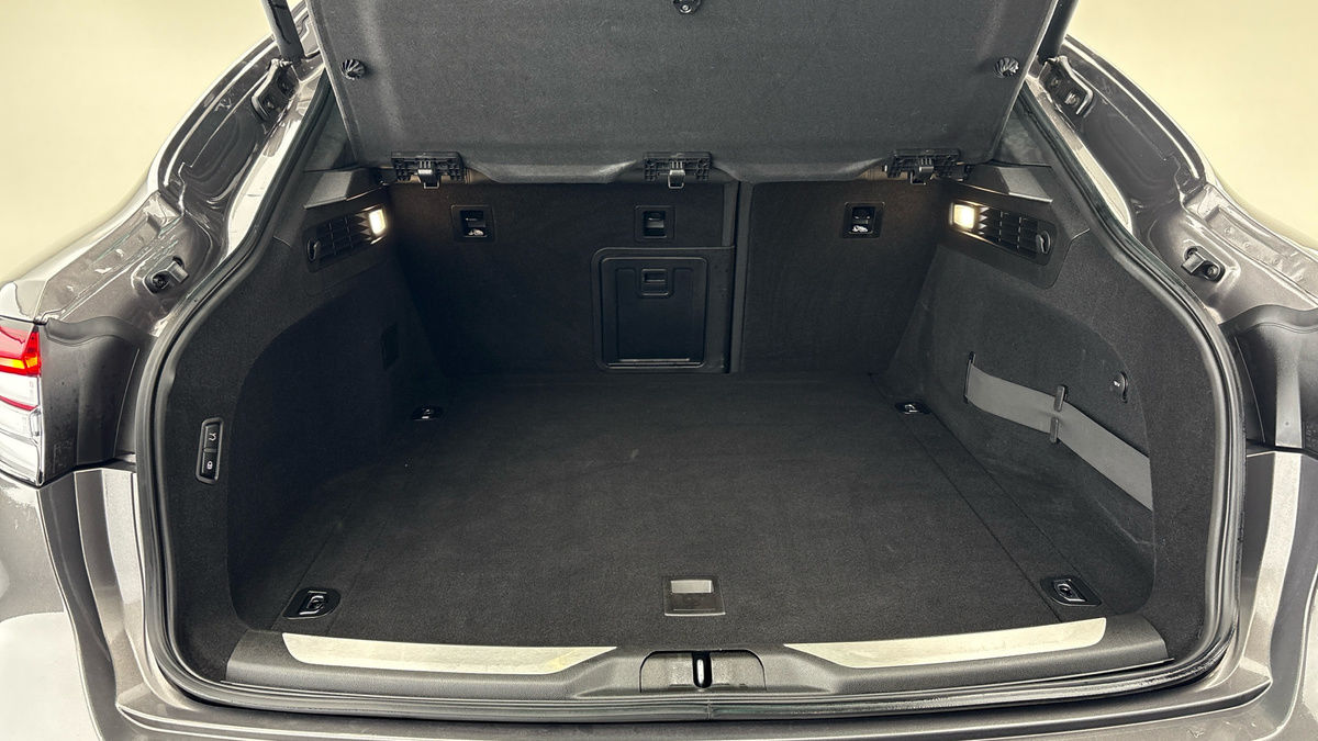 Maserati Levante Image 11