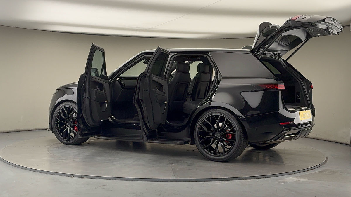 More views of Land Rover Range Rover Sport