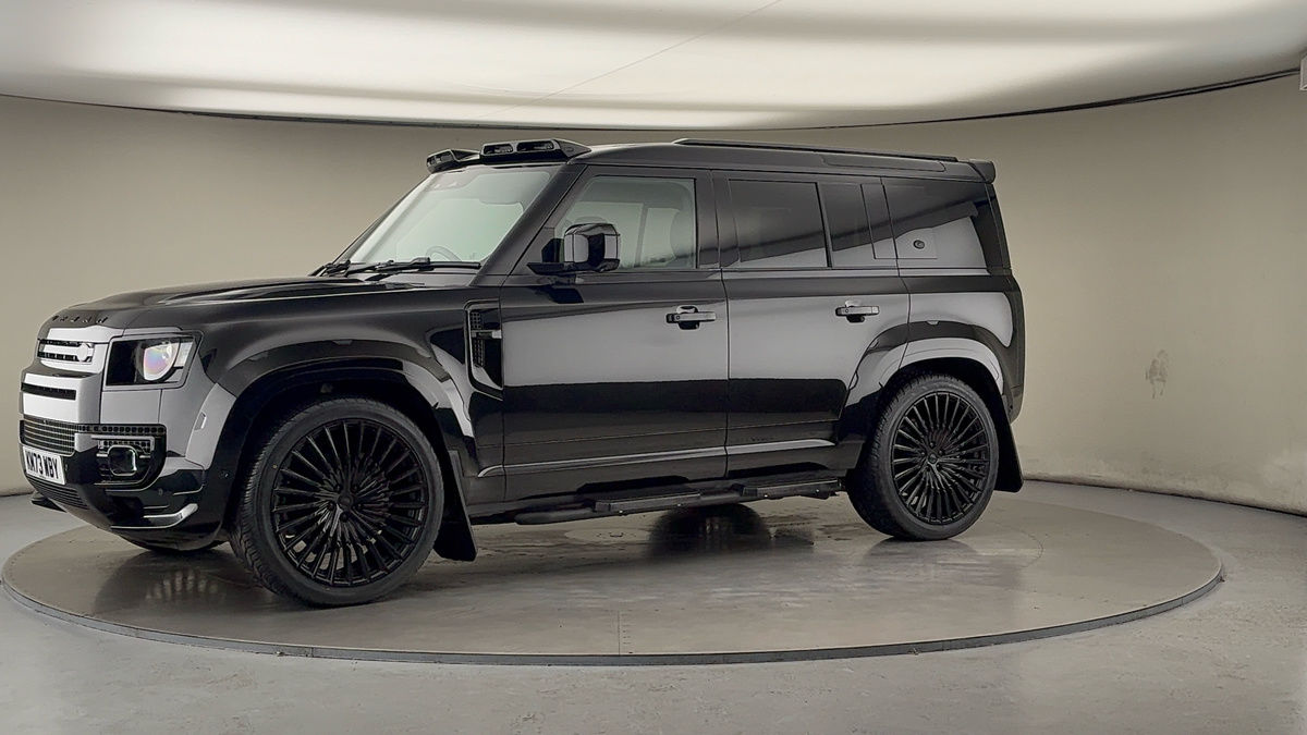 More views of Land Rover Defender 110