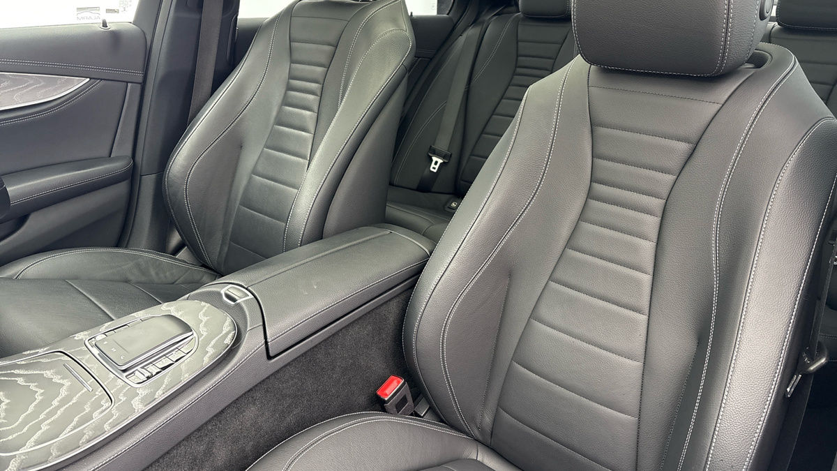 Mercedes-Benz E Class Image 7