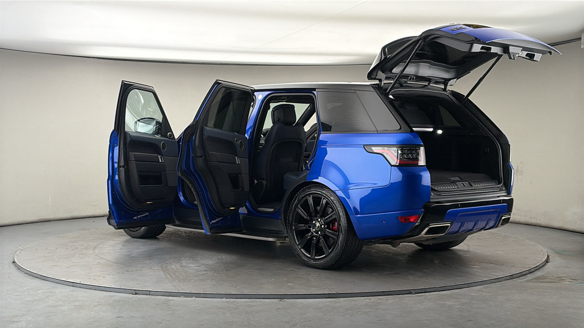 More views of Land Rover Range Rover Sport