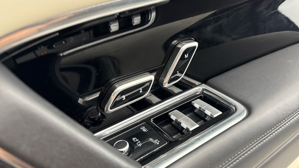 Land Rover Range Rover Image 27