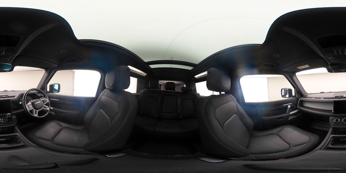 More views of Land Rover Defender 90