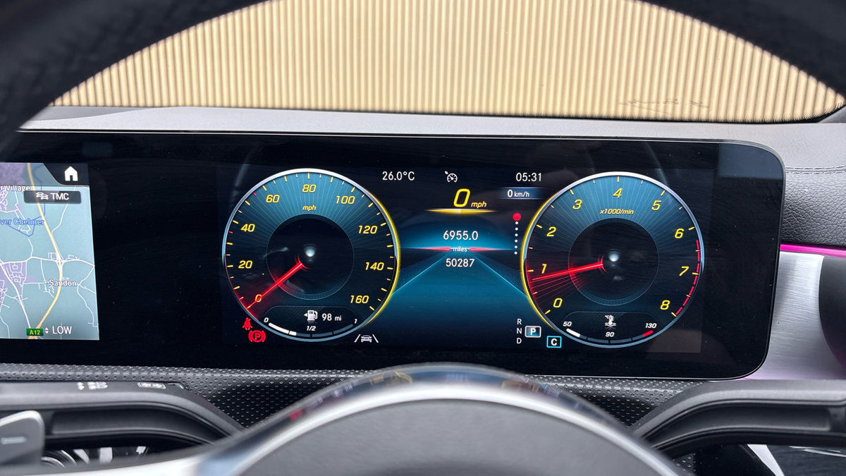 Mercedes-Benz CLA Image 30