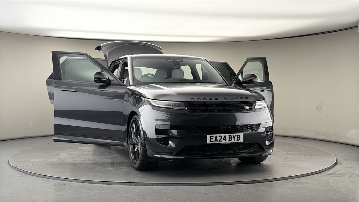 More views of Land Rover Range Rover Sport